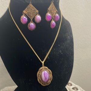 Purple set of earrings and necklace